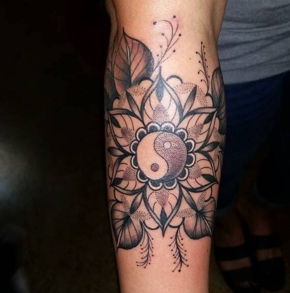 Tatuajes De Flores Yin Yang