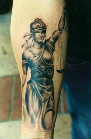 Tatuaje del horóscopo de Libra (8)