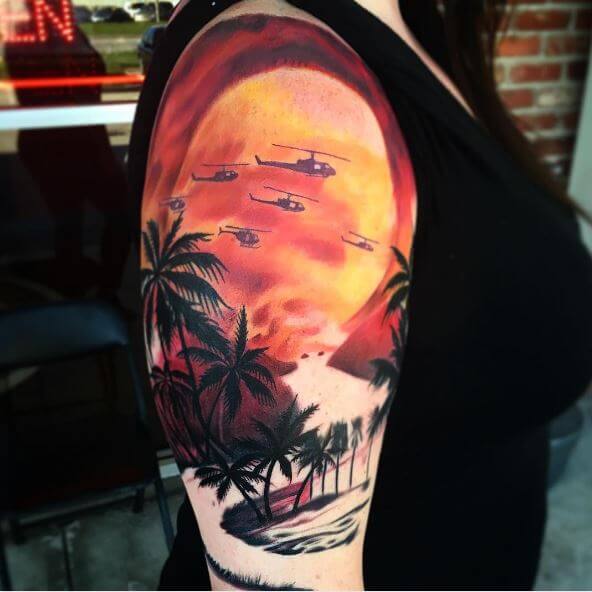 Diseño de tatuajes de sol de media manga en los brazos