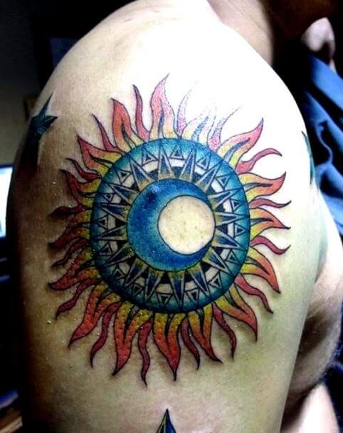 Diseños e ideas de tatuajes en el hombro del sol