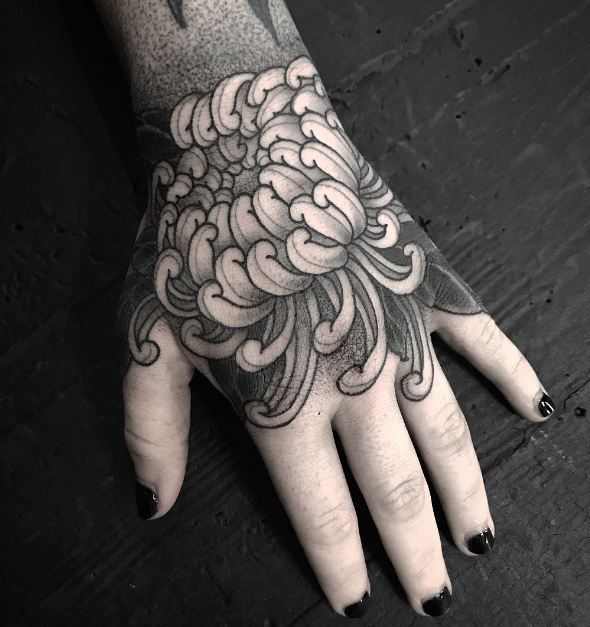 Tatuajes En La Mano Para Mujeres