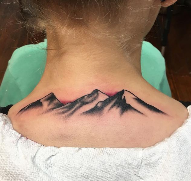 Tatuajes En El Cuello