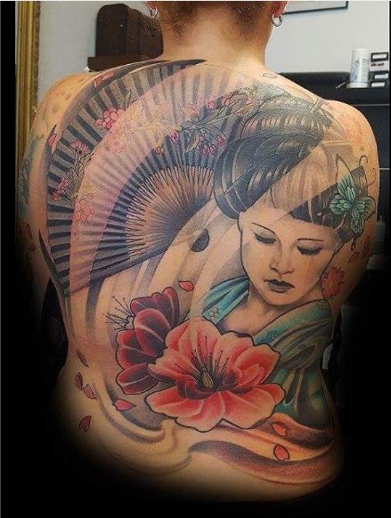 Tatuajes Geniales De Geisha En Espalda Completa