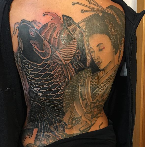 Tatuajes De Geishas En La Espalda