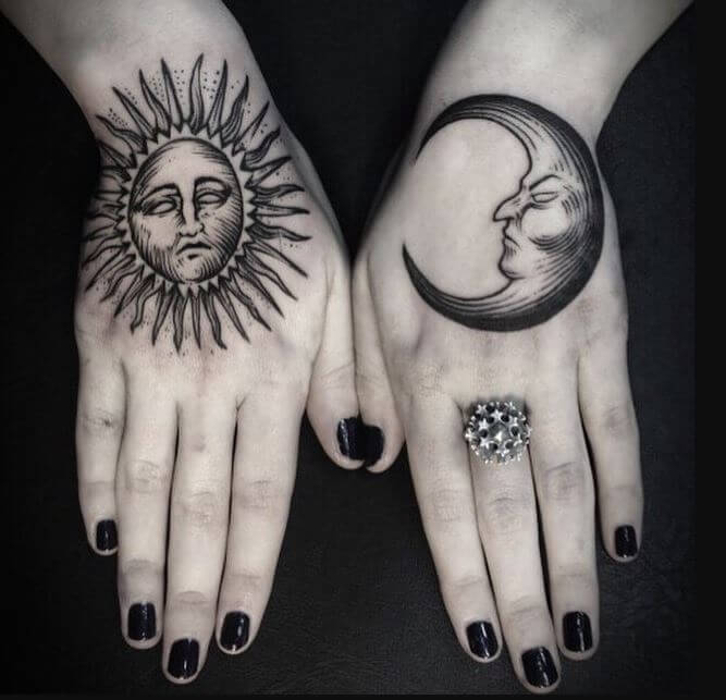 Tatuaje Sol Y Luna En La Mano