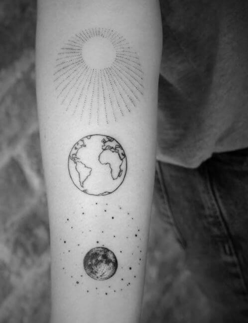 Tatuajes De Sol, Luna Y Tierra