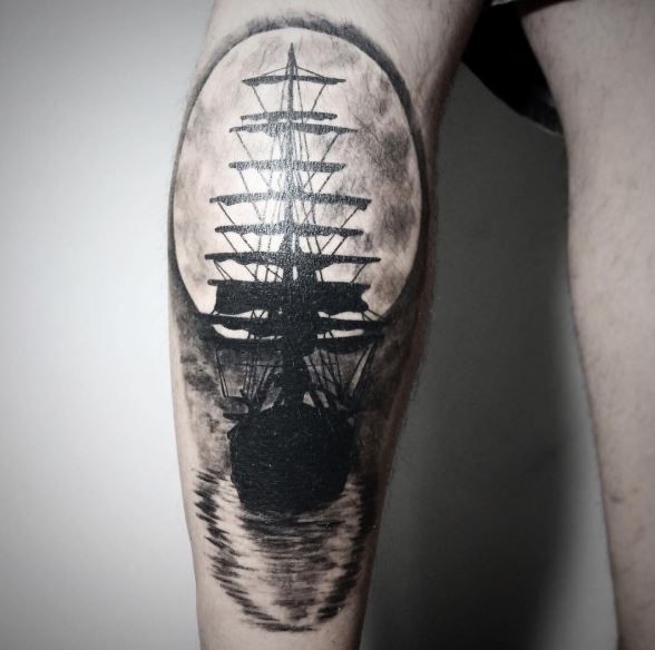 Tatuajes de barcos piratas de la vieja escuela