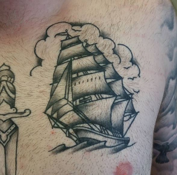 Ideas de tatuajes de barcos para hombres