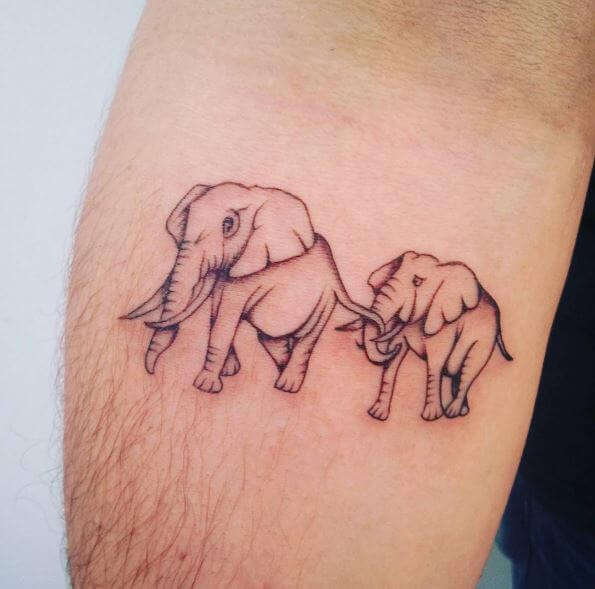 Diseño de tatuajes de elefante en el antebrazo