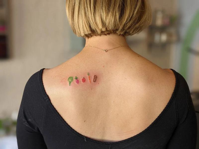 Los diseños de tatuajes de frutas y verduras más lindos 6