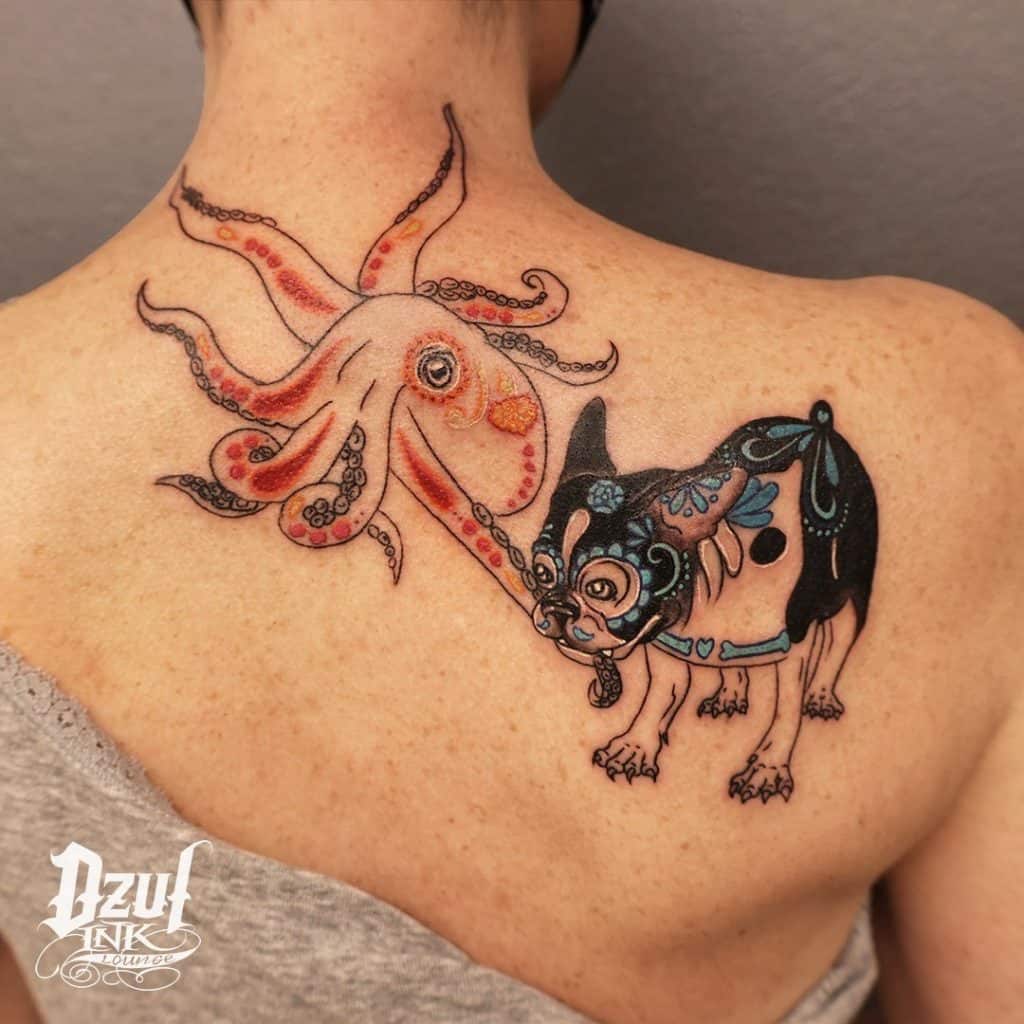 Tatuajes de perros y pulpos