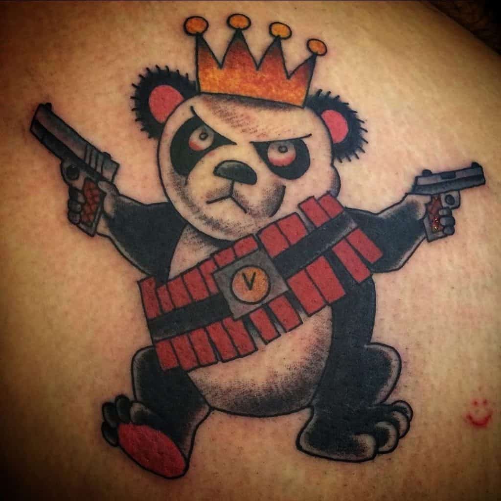 Tatuaje de panda travieso