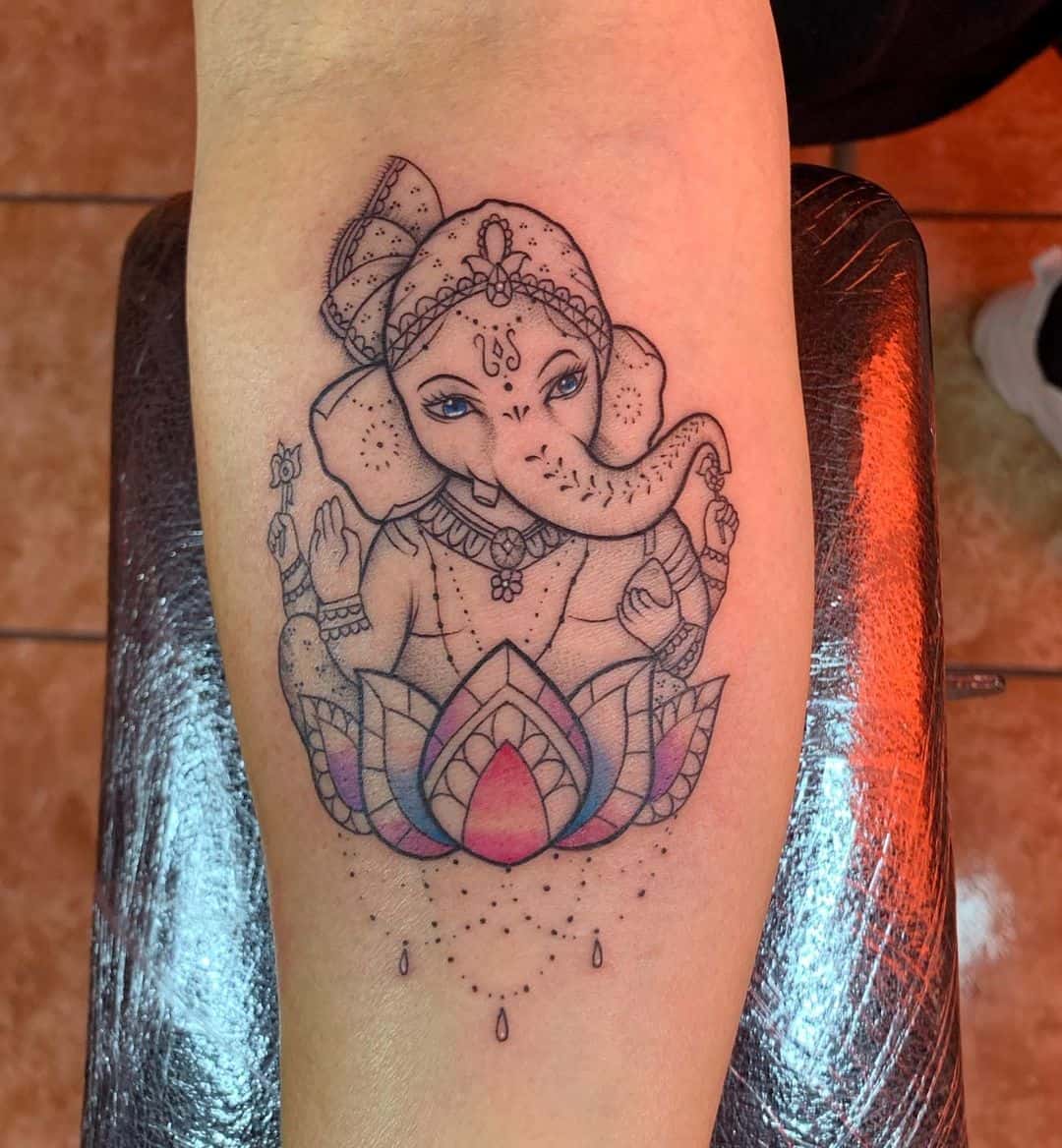 Ganesha - Tatuajes de dios hindú con cabeza de elefante