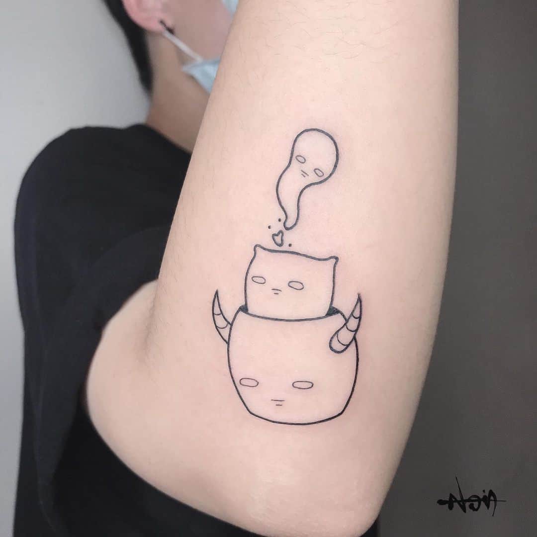 Diseño simple del tatuaje del gato