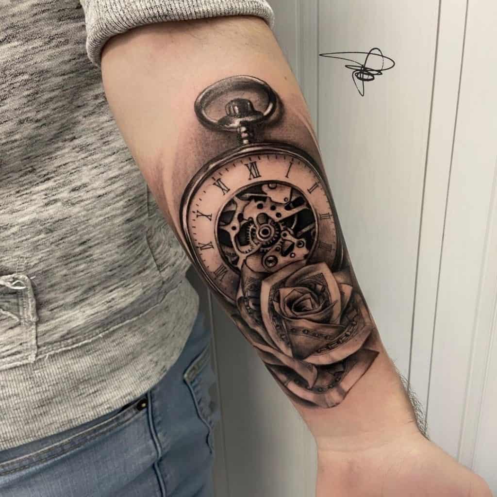 tatuaje de reloj de paciencia