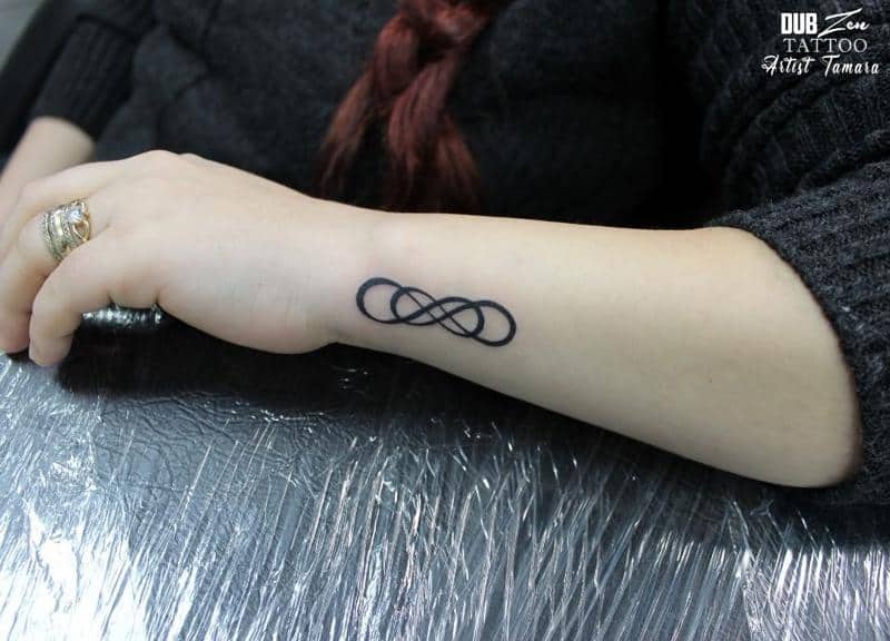 Tatuaje doble infinito 1
