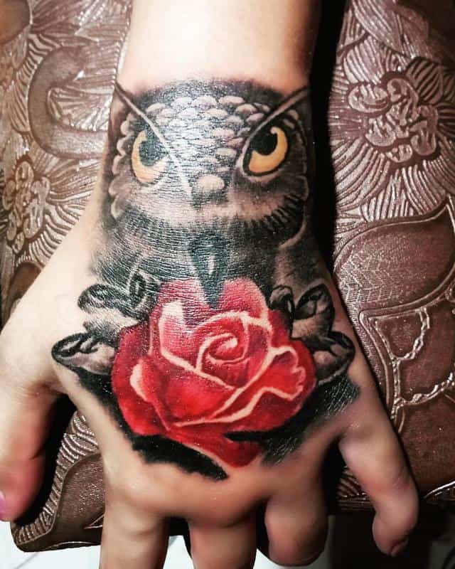 Tatuaje Búho y Rosas 3
