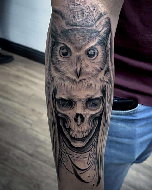 Tatuaje de cráneo de búho 3