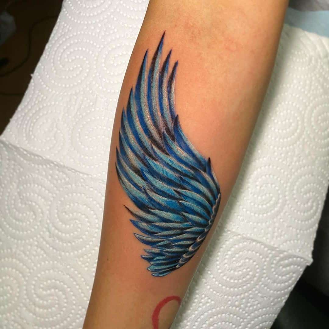 Tatuaje Realista De Ala Azul