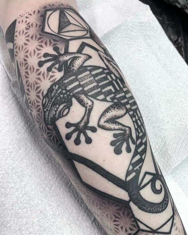 Diseños de tatuajes polinesios de lagarto 1