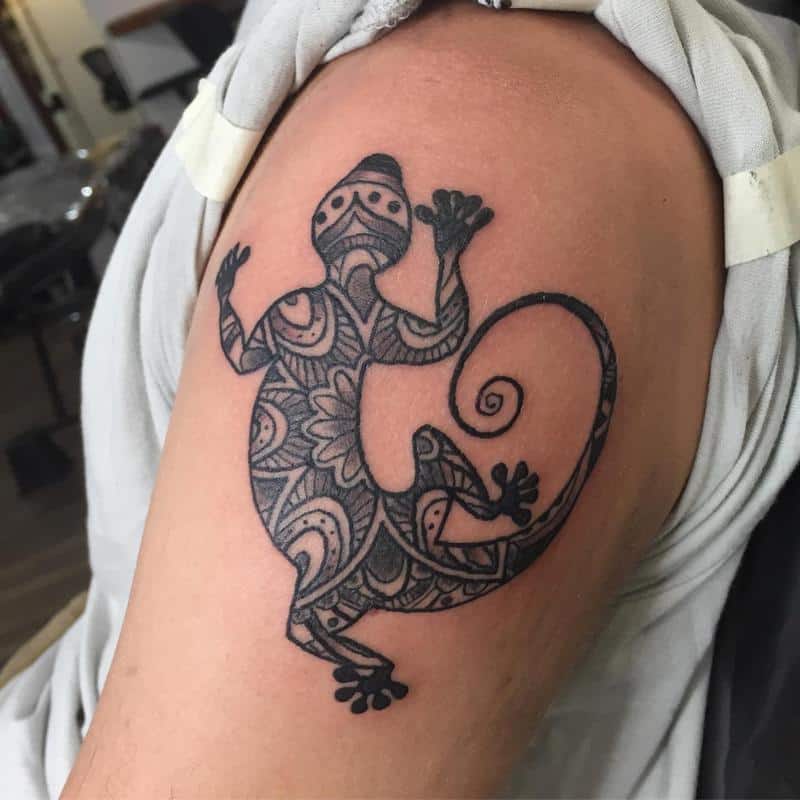 Diseños de tatuajes polinesios de lagarto 5