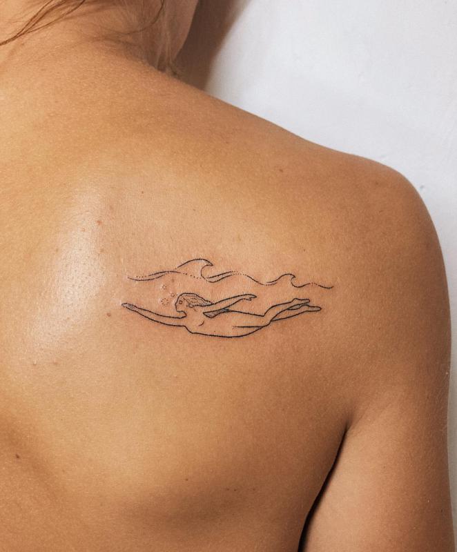 Tatuaje minimalista del océano 2