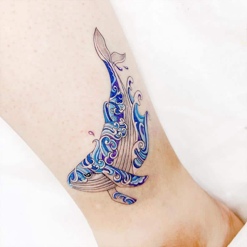 Tatuaje de ballena y océano 1