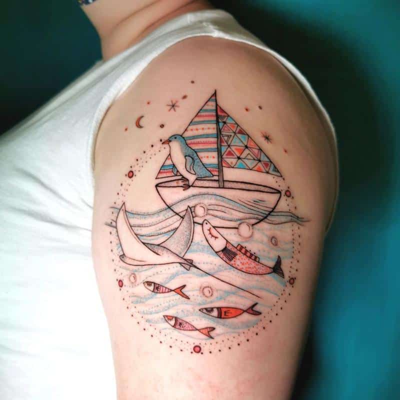 Barco / barco y tatuaje en el océano 1