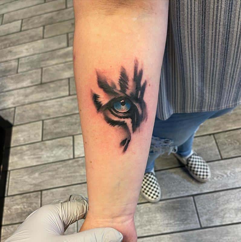 Diseño de tatuaje de ojo de tigre