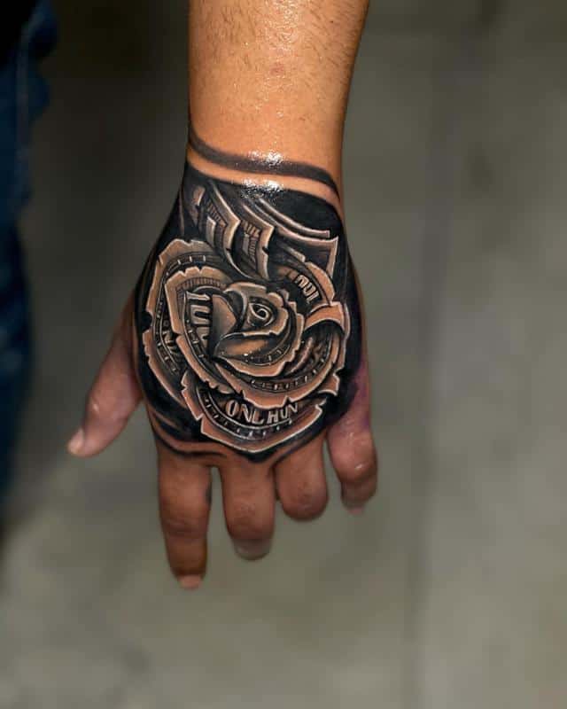 Tatuaje De Rosa De Dinero