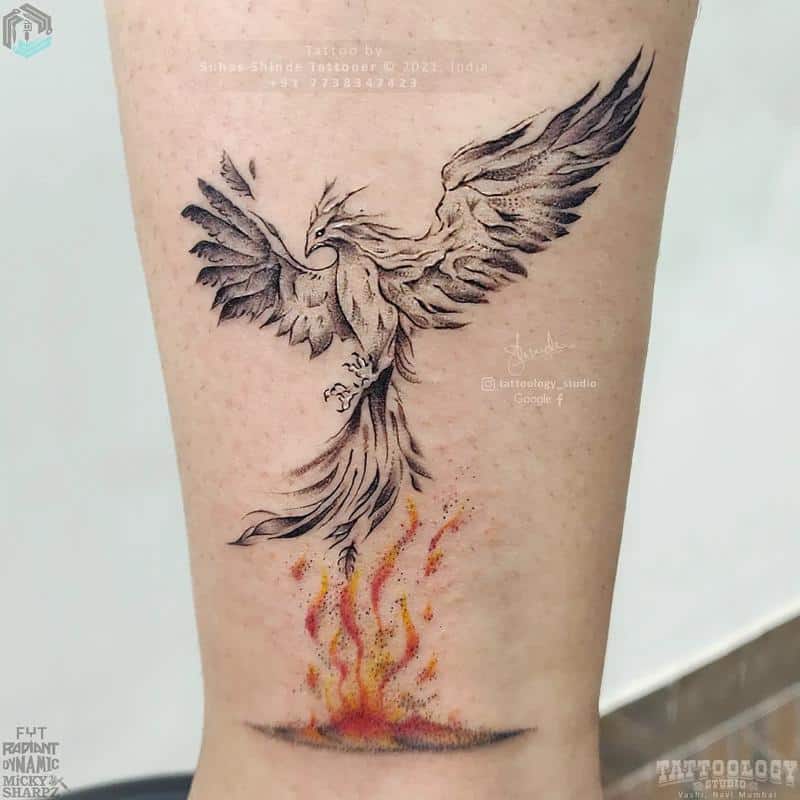 Tatuaje de llama de fénix 2