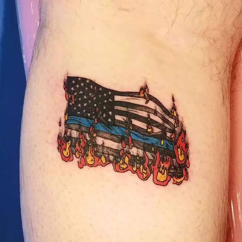 Tatuaje de bandera ardiente 1