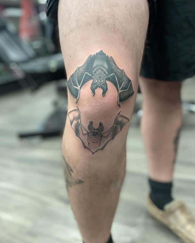 Tatuaje en la rodilla del espacio en blanco 2