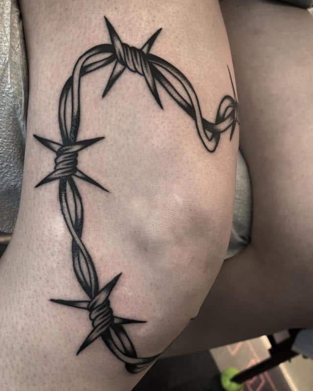 Tatuaje de rodilla de alambre de púas 2