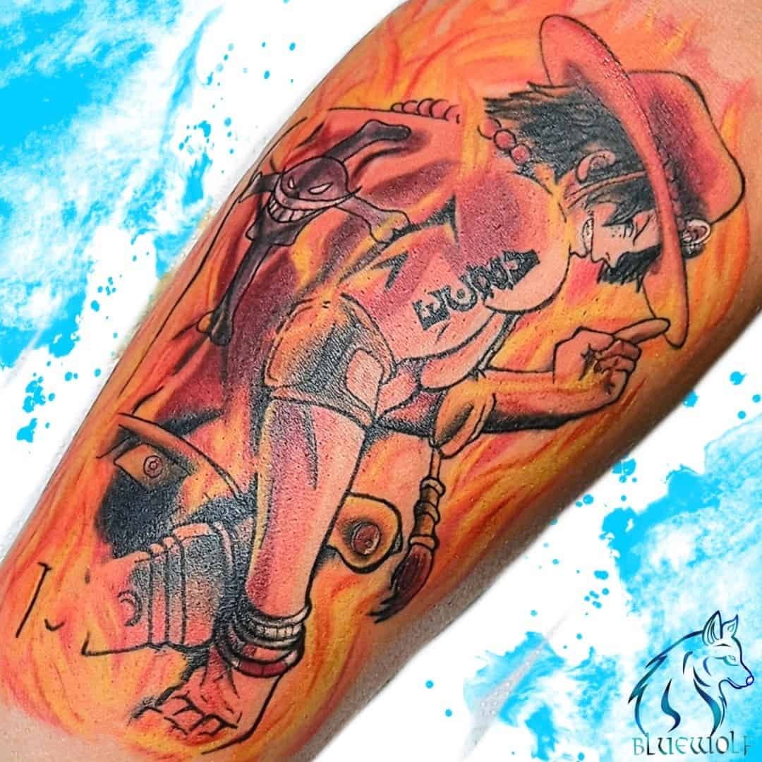 Tinta de manga de tatuaje Ace notable 