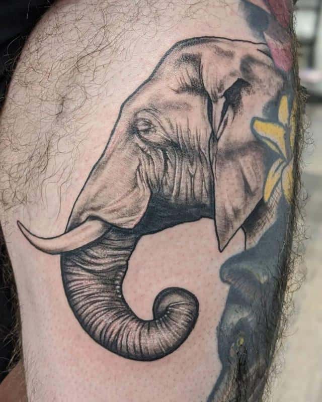 Tatuaje de elefante africano 3