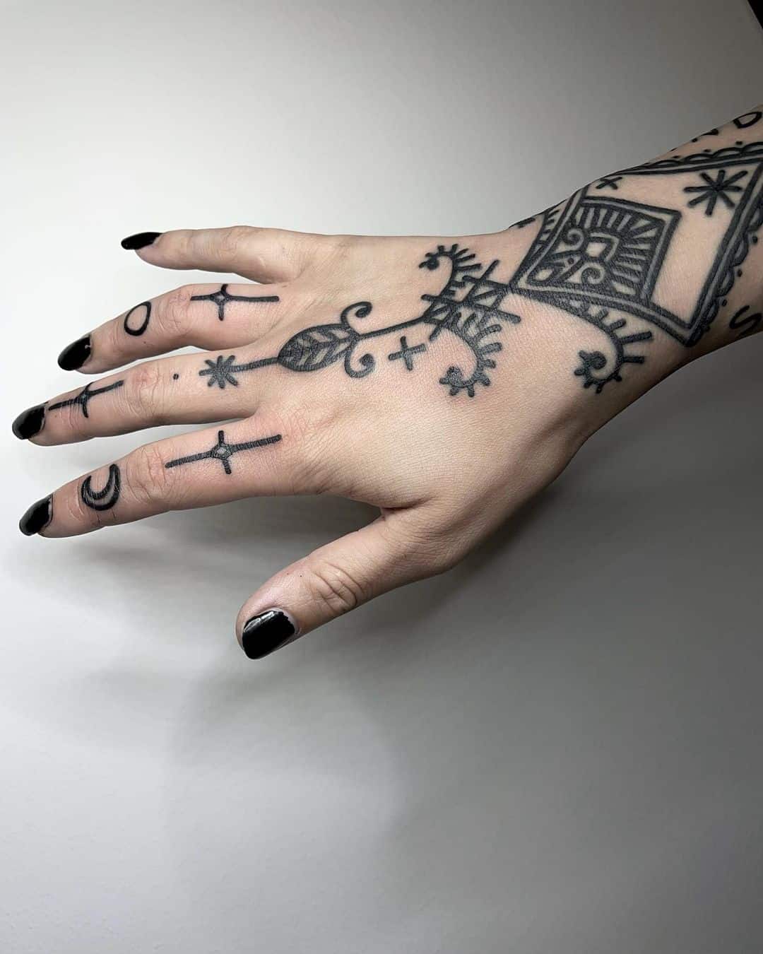 tatuaje de dedo duradero