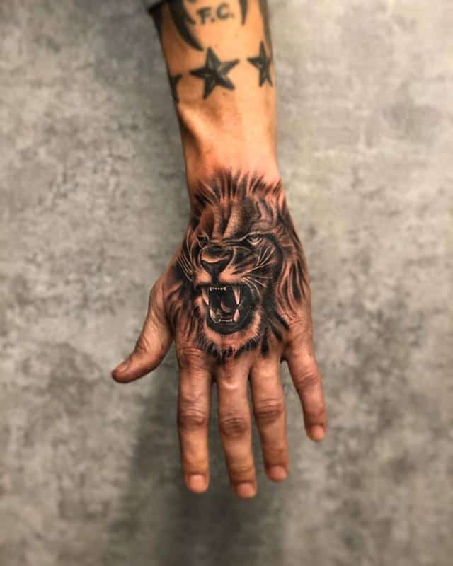 Tatuaje tribal del león 1