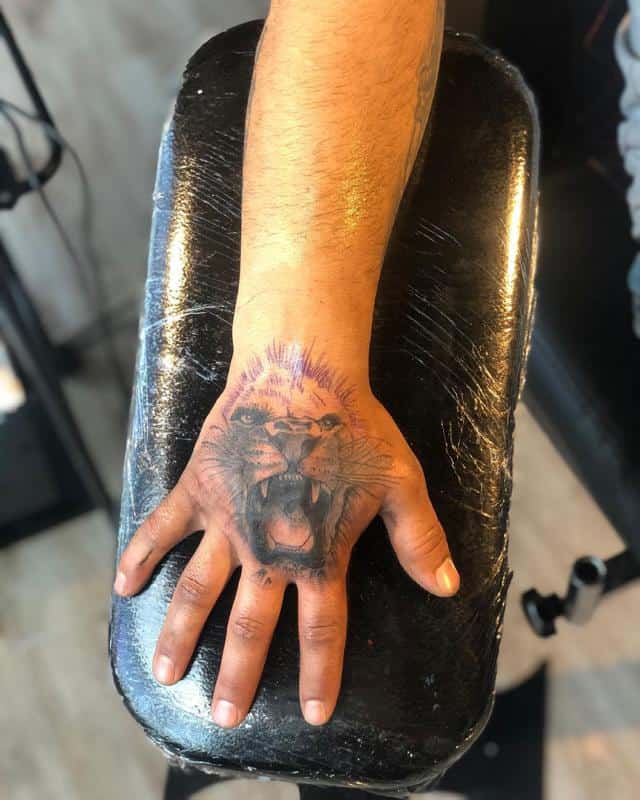 Tatuaje de Aslan 2