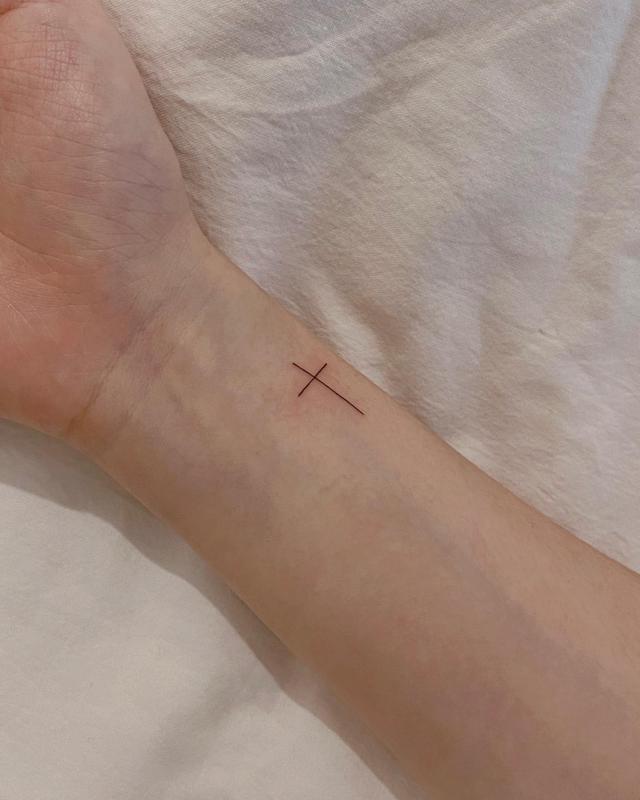 Cruz tatuaje 1