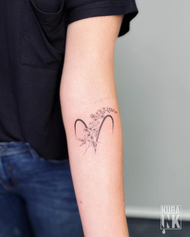 El tatuaje del signo del zodiaco Aries 4