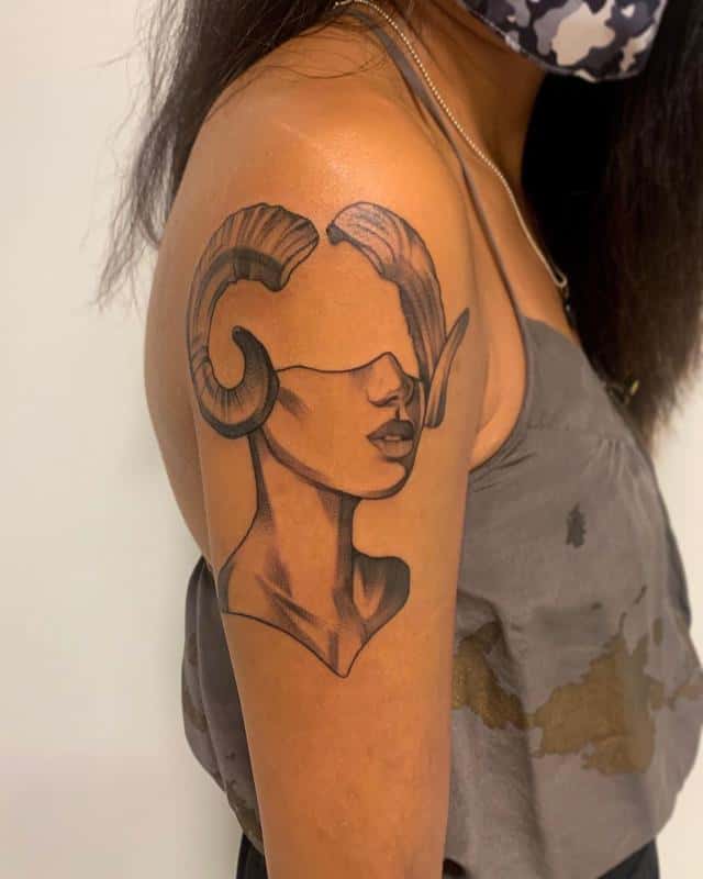 El tatuaje de la chica Aries 2