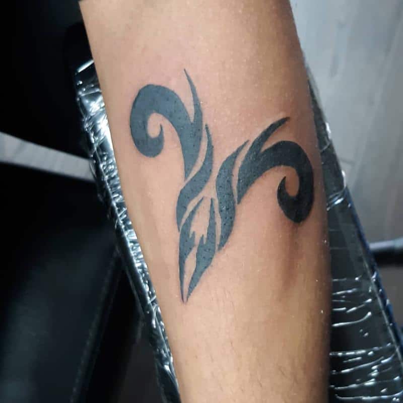 El tatuaje tribal de Aries 5