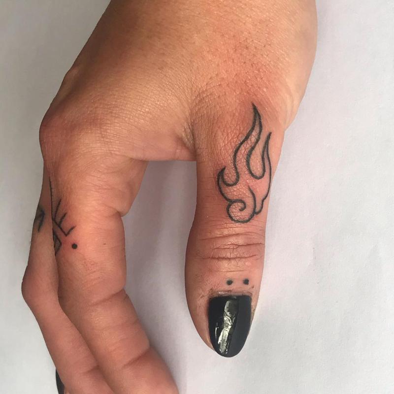 Ideas de diseño de tatuaje de fuego 6