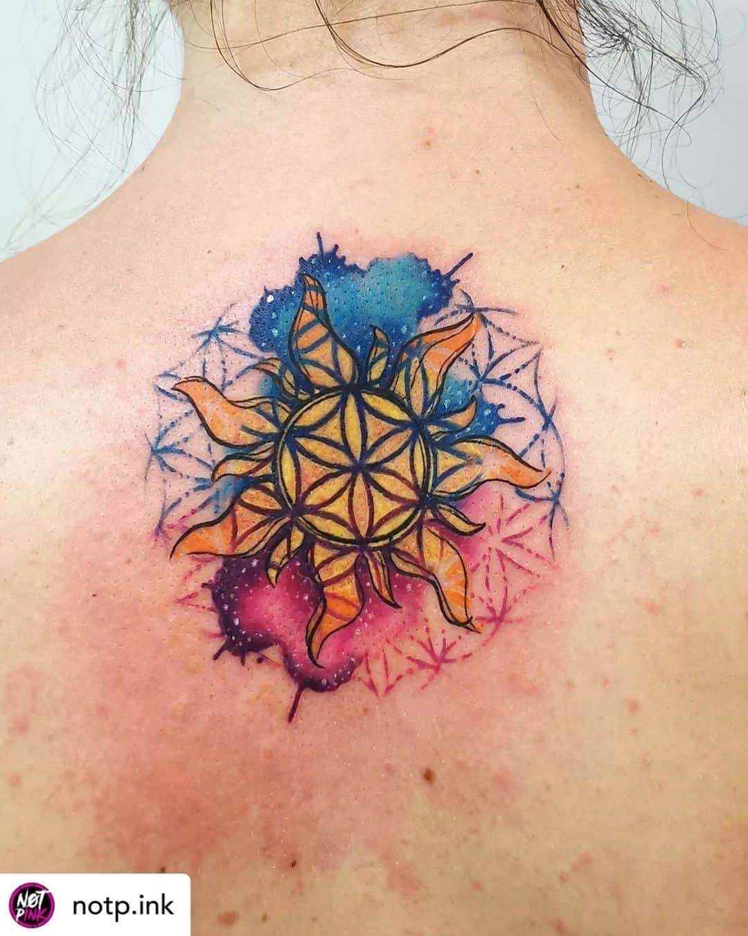 Patrón de tatuaje de flor de la vida estampado colorido 