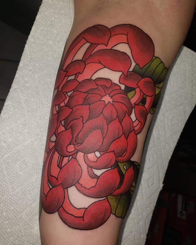 Tatuaje de bíceps floral 3