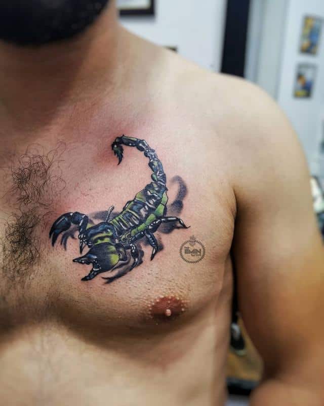 Cubrir el tatuaje del pecho 3