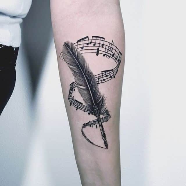 Diseño de tatuaje de notas 5