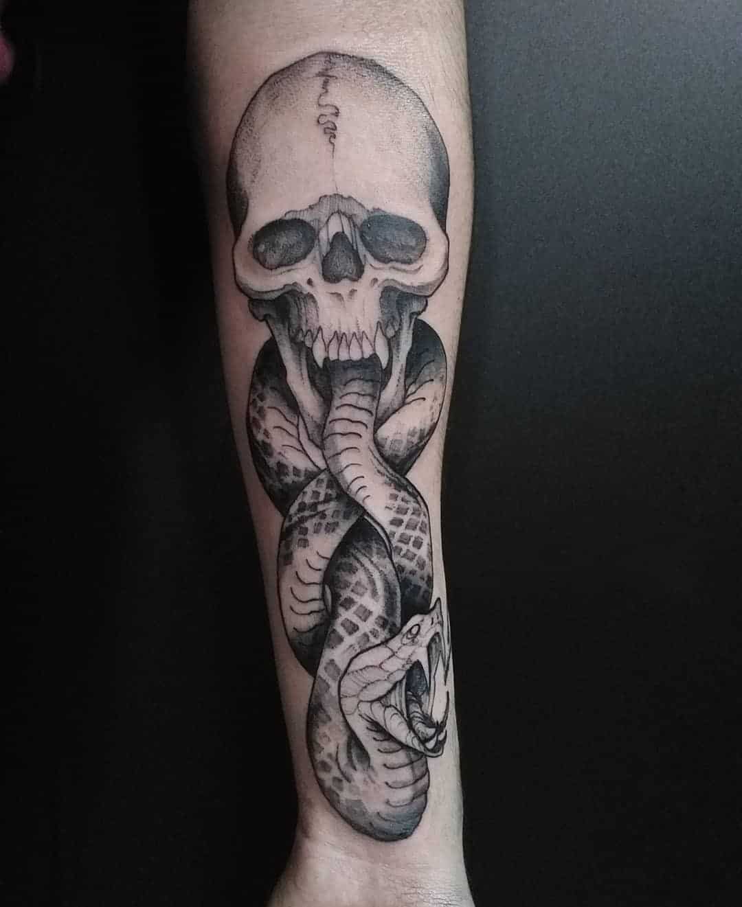Artsy Death Eater Tattoo Ink Negro 