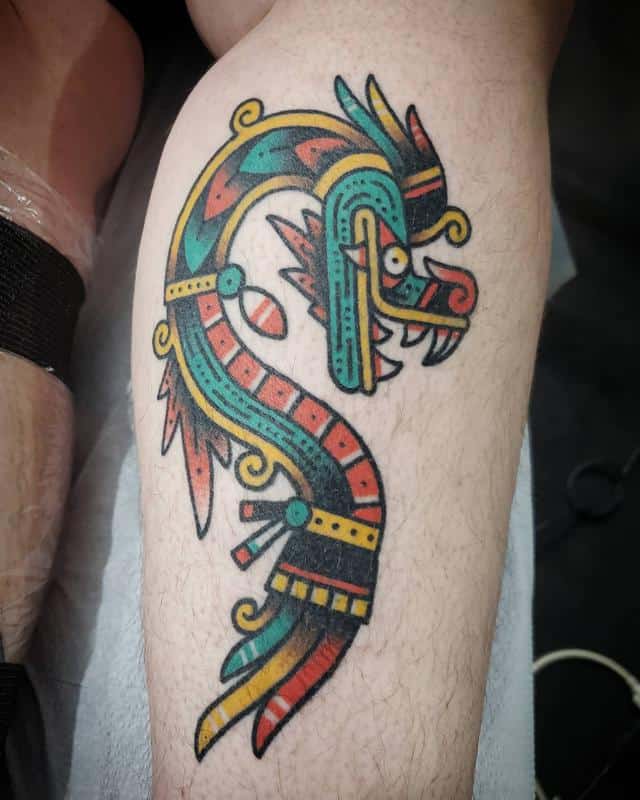 Tatuaje de serpiente azteca 1